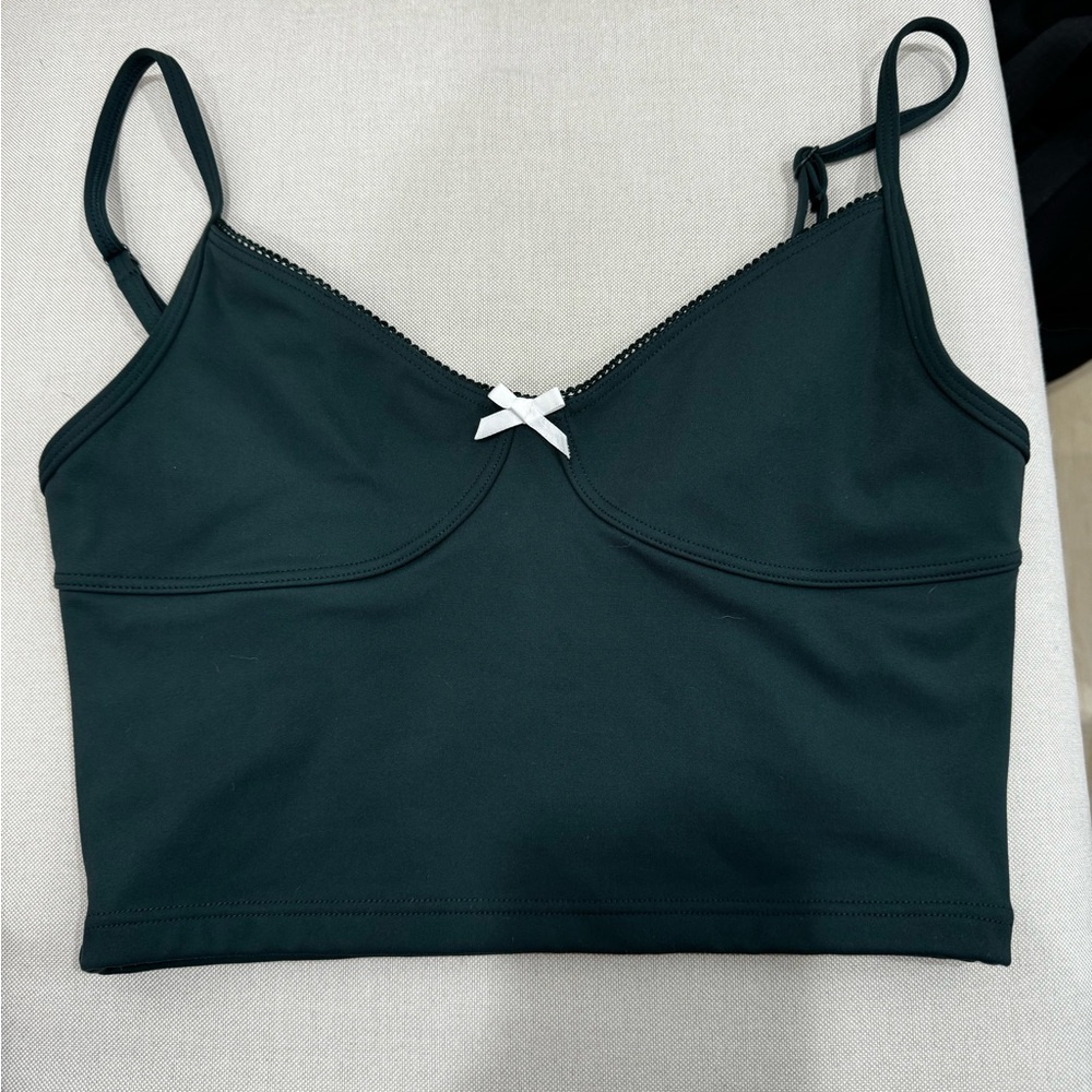 Set Active Cami Contour Top